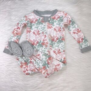 Burt’s bees baby floral sleeper, size 12M